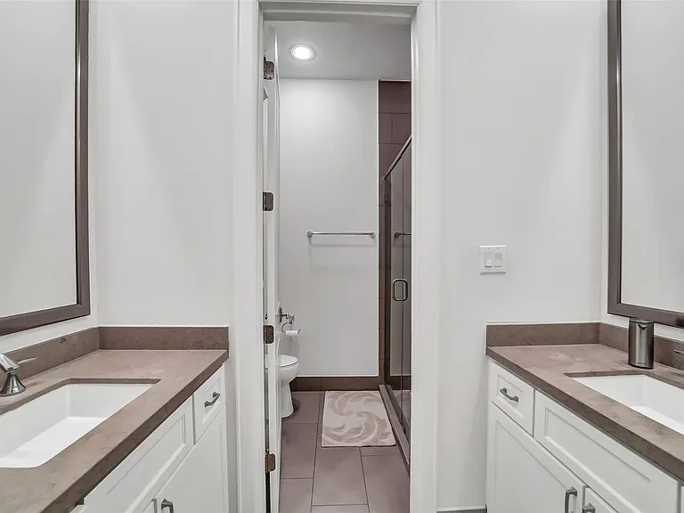 1110 Lake Pointe Pkwy — Photo 21