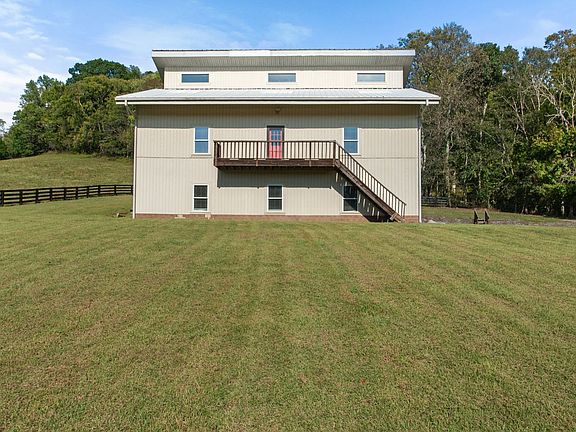 2nd image of 1927 Fowler Hollow Rd