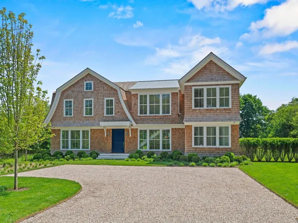 161 South Rd, Westhampton, NY 11977