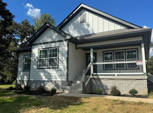 723 McGraw St, Clarksville, TN 37040