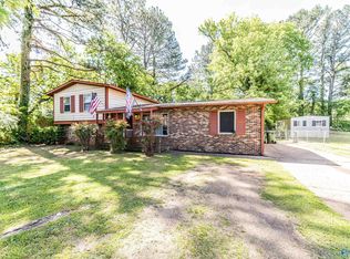 423 N Edgemont Cir NW, Huntsville, AL 35811