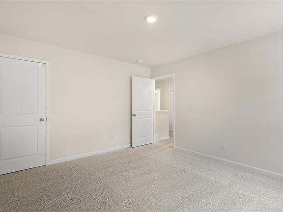 5th image of 2510 Summersby Dr