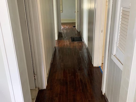 4th image of 309 Highland Ave