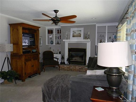 3rd image of 575 Johnny Boyd Dr