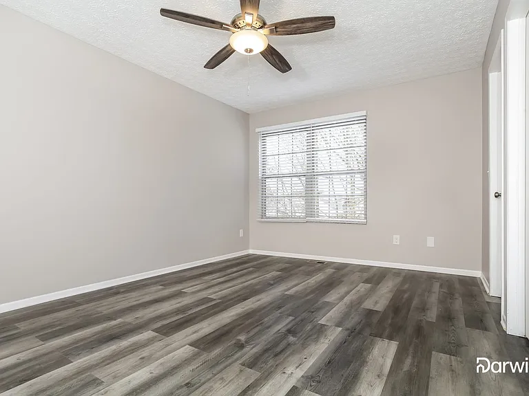 857 Rothrock Dr — Photo 11