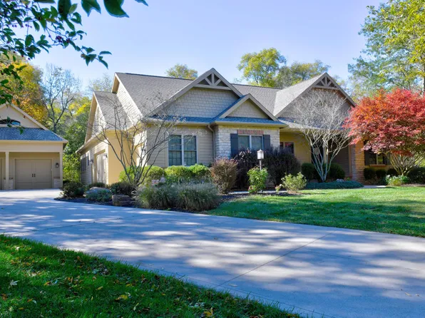 148 Taylor Way Dr, Hebron, OH 43025