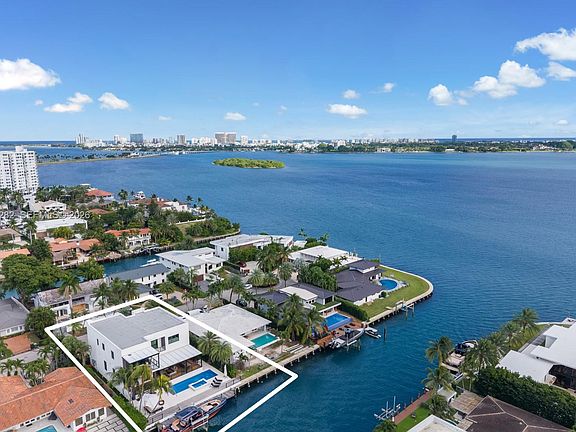 4th image of 1970 NE 119th Rd