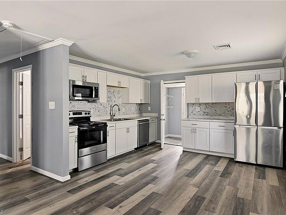 5th image of 1408 Willow Rd