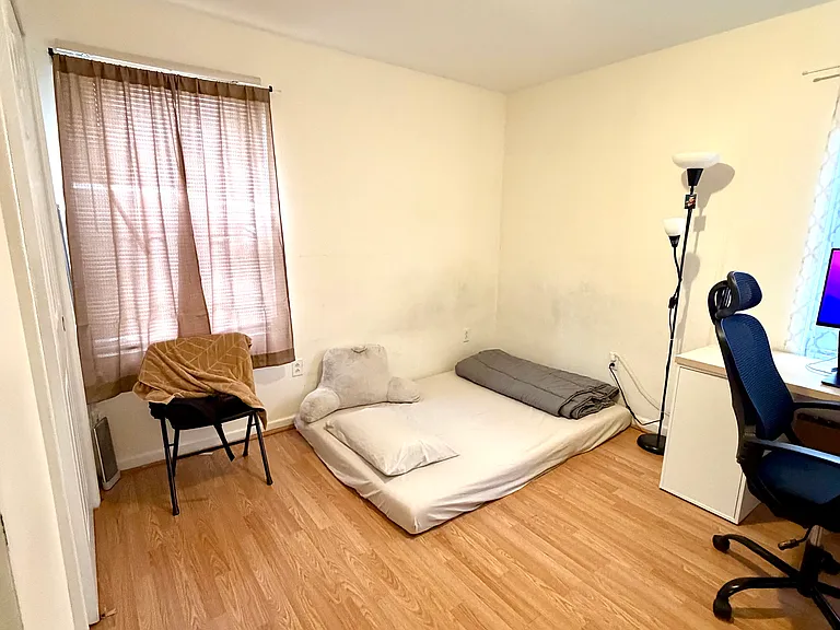 21 Perry St #1 — Photo 10