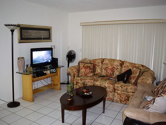 3rd image of 1500 SE Royal Green Cir APT A105