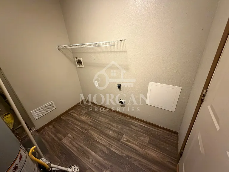1216 Wolf Run Ct — Photo 9