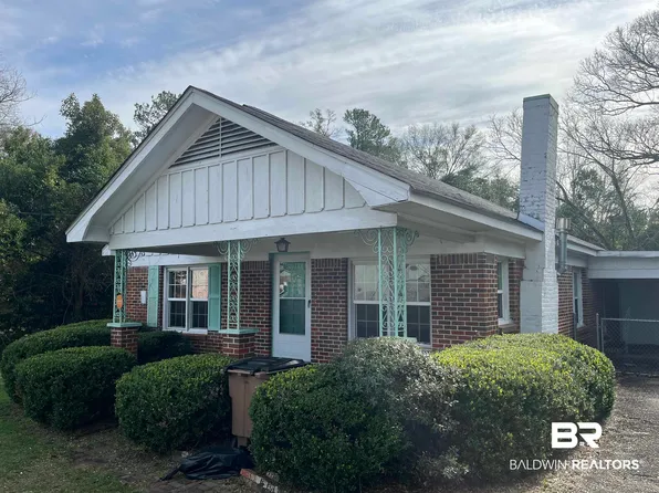 5055 Overlook Rd, Mobile, AL 36618