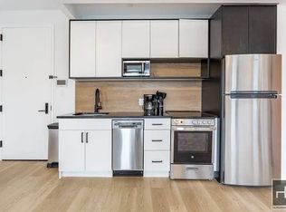 137 Frost St #3B, Brooklyn, NY 11211