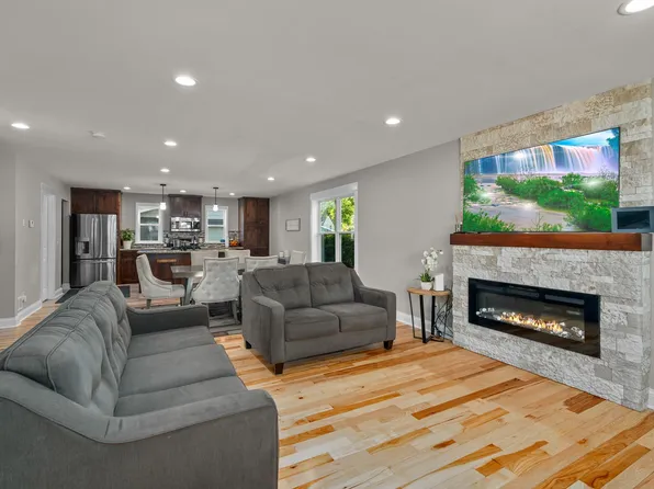 421 E 33rd St, Minneapolis, MN 55408