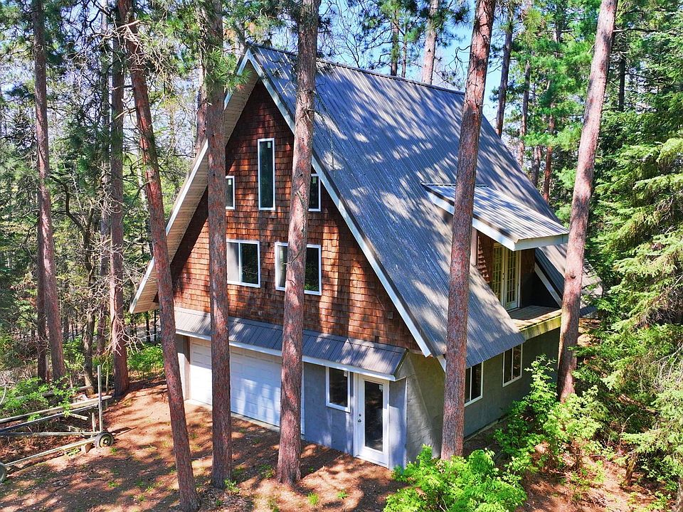 1st image of Emerald Island Cir