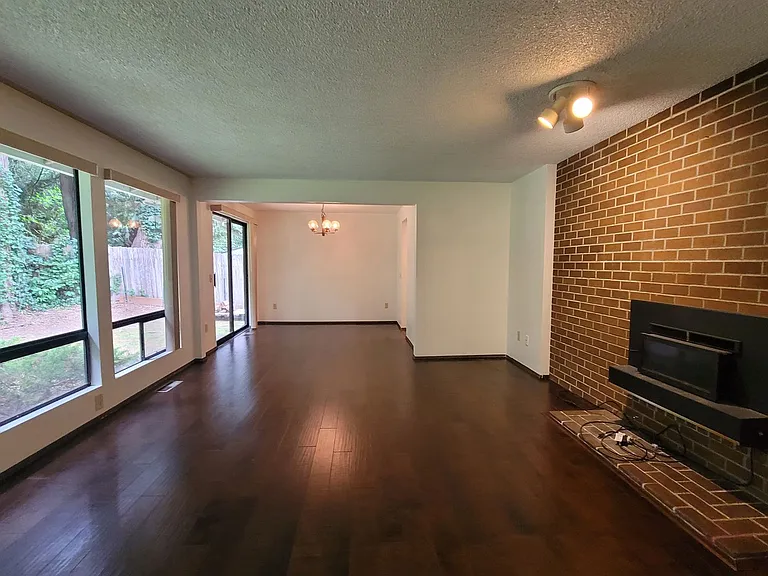 59 NW Bridle Ridge Blvd — Photo 4