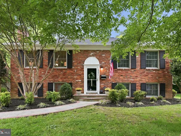 1905 Cool Spring Dr, Alexandria, VA 22308