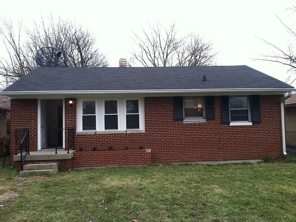 1st image of 3961 N Grand Ave