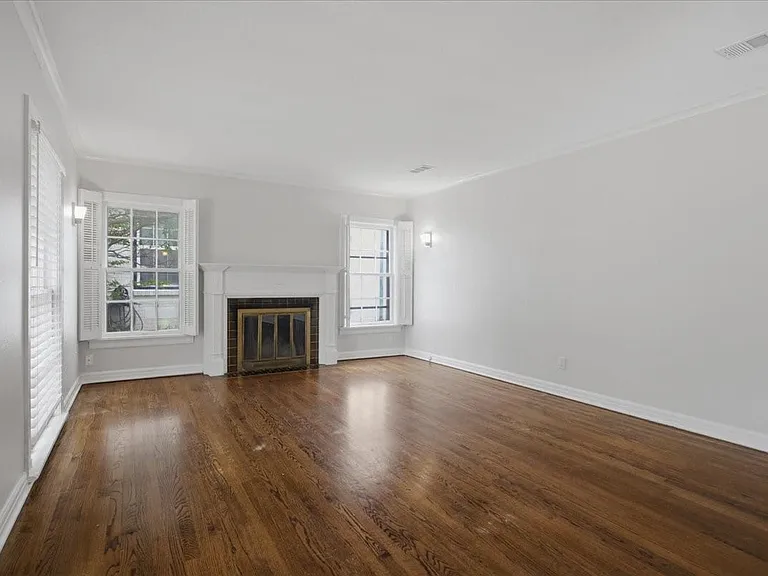 3101 Westcliff Rd W — Photo 8