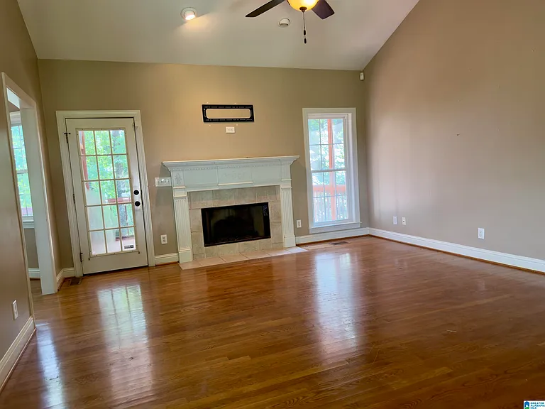 4729 Red Leaf Cir — Photo 3