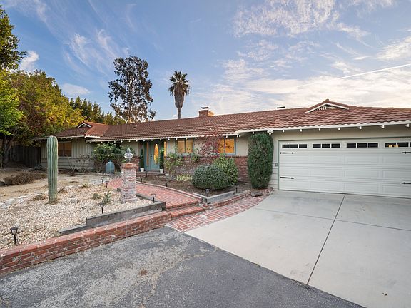 2nd image of 1928 Melwood Dr