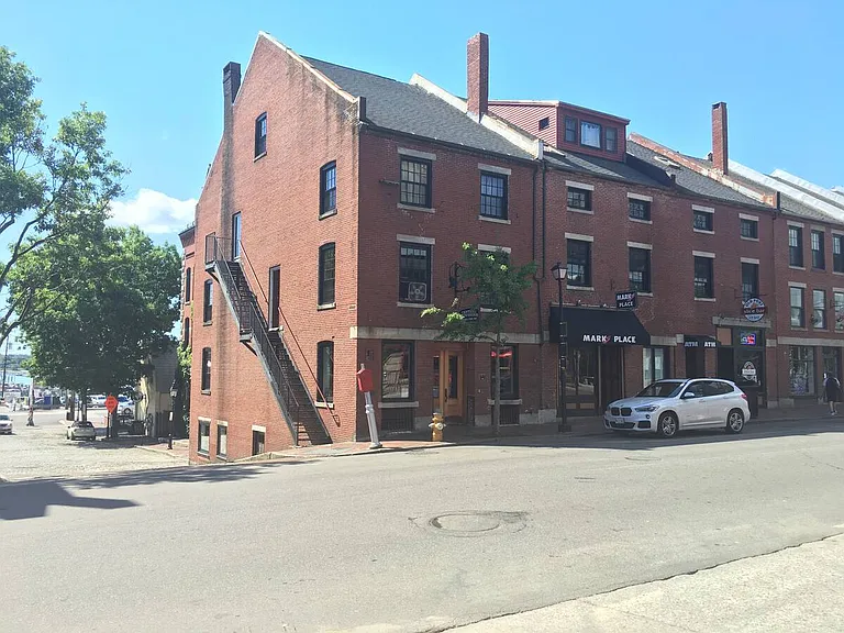 414 Fore St — Photo 13
