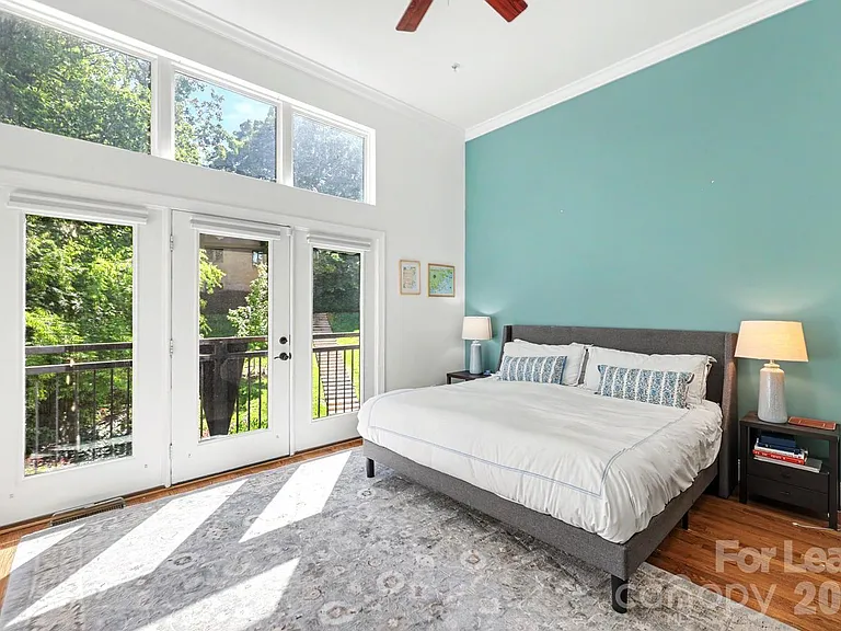 239 N Dotger Ave — Photo 6
