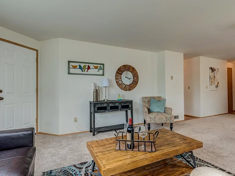 730 SE 8th Ave #D101 — Photo 7