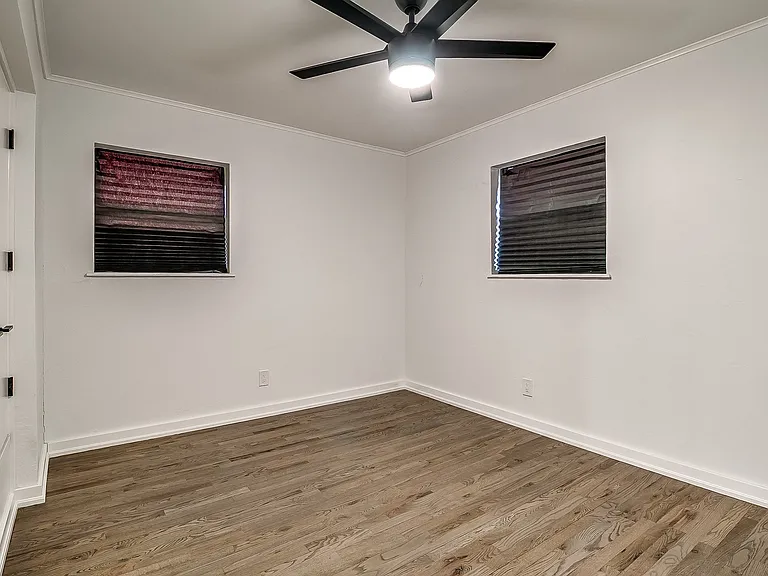 2524 NW 52nd St — Photo 36