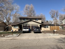 2 bed, 1.5 bath, 1400 sqft, $2,150, 2 br / 1.5 ba, $2150