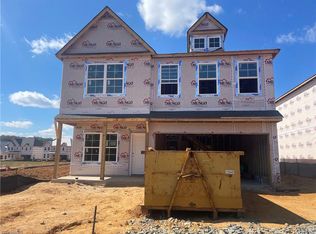 2004 Honeysuckle Vine Run, Winston Salem, NC 27106