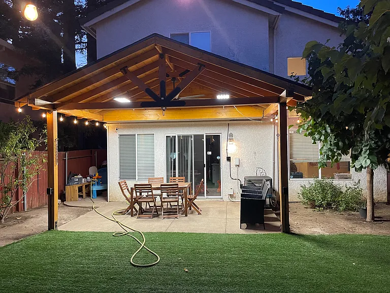 9425 Village Tree Dr — Photo 59