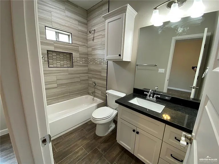1808 Taft St #4 — Photo 8
