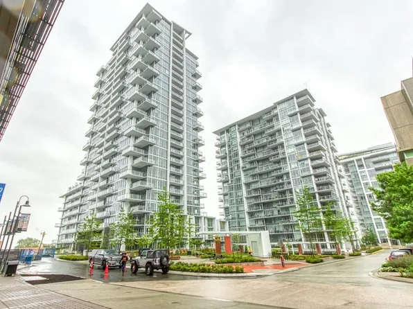 258 Nelsons Ct #107, New Westminster, BC V3L 0E3