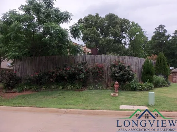 119 Woodbrook Ct, Longview, TX 75604