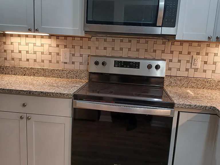 1040 Wicklow Dr — Photo 14