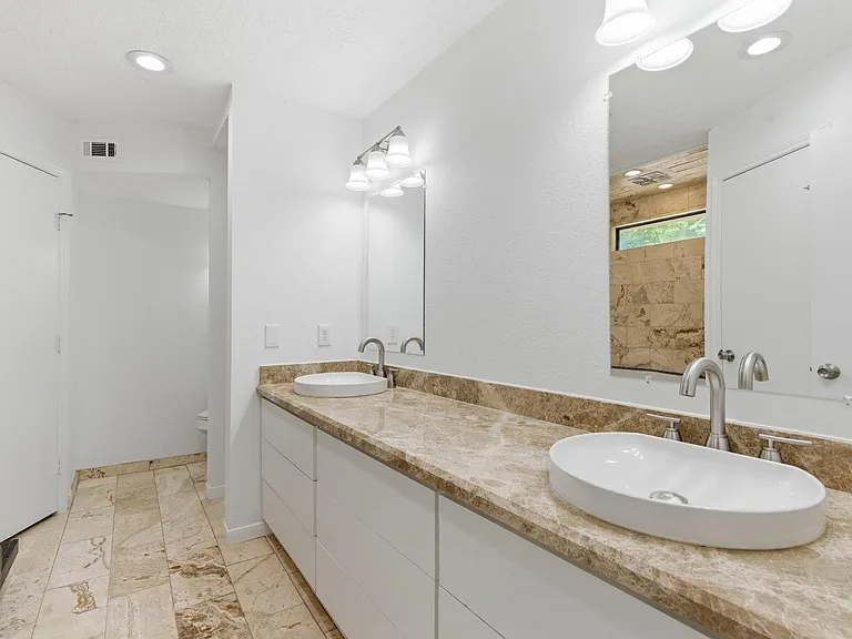 11631 Inga Ln — Photo 17