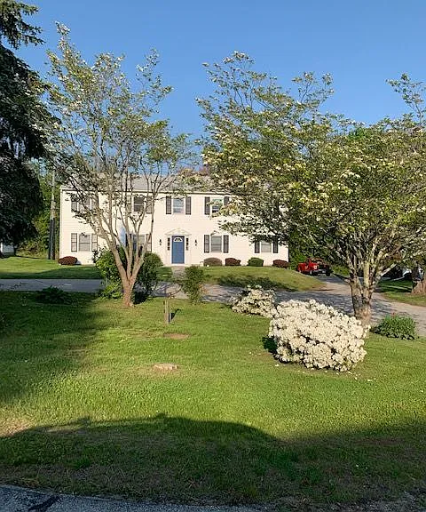 1745 Boston Post Rd — Photo 4