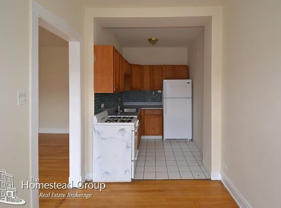 5th image of 2244 W Wilson Ave APT 0307