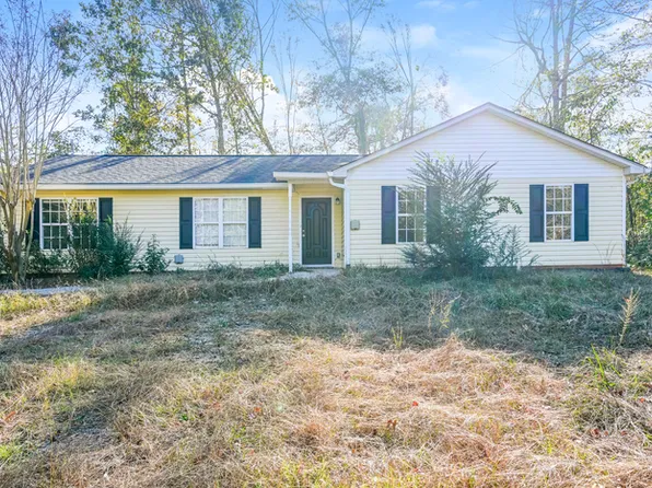 520 Lakewood Dr, Griffin, GA 30223