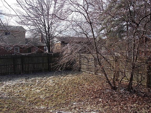 5th image of 8683 Fordham Ct