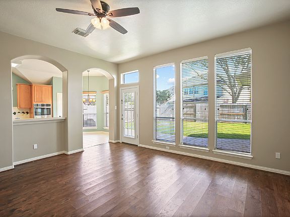 5th image of 8305 Spinnaker Bay Ln