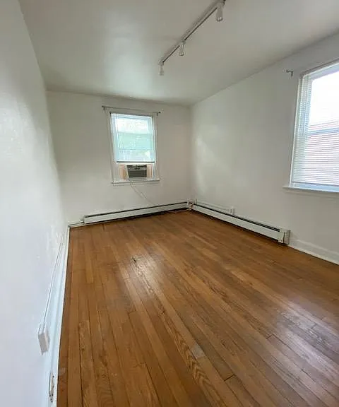 656 W Park Ln #2 — Photo 12