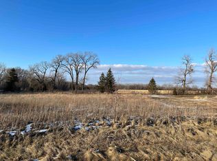 5487 Treeland Ct #15, Winneconne, WI 54986