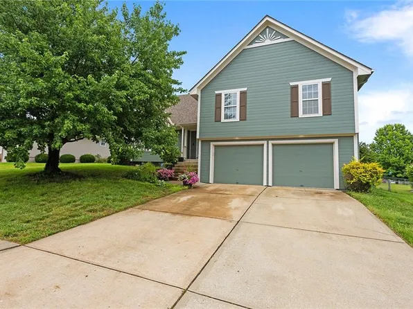 19424 E 11th Ter N, Independence, MO 64056