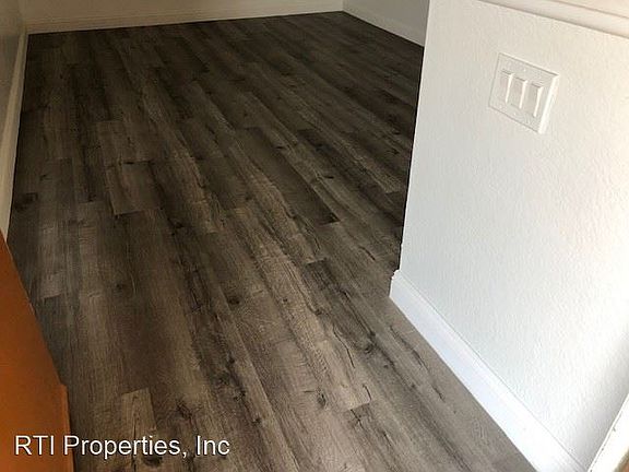 3rd image of 12617 Eucalyptus Ave APT 13