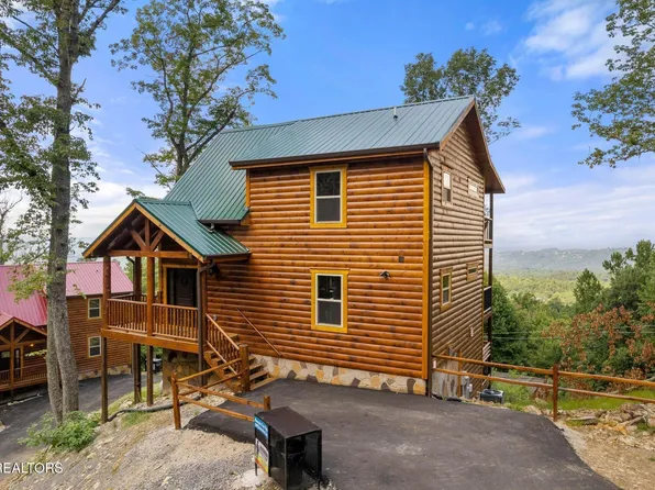 1909 Rhododendron Ln, Sevierville, TN 37876