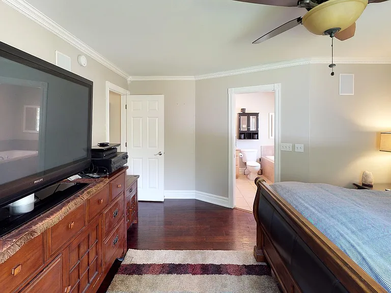 3835 Fairmeadow Dr — Photo 42