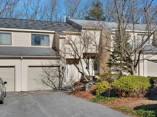 15 Samuel Dr Unit 15, North Grafton, MA 01536