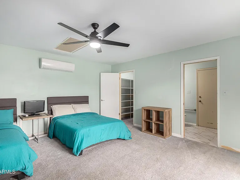 4428 W Laurie Ln — Photo 22